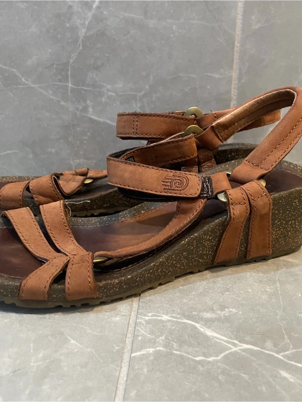 Teva Ysidro Wedge Sandals Women's 7 Brown Leather Strappy Cork Heel Adjustable